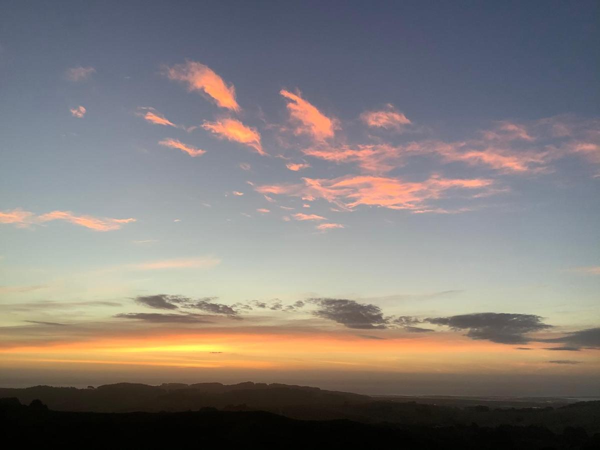 Kaipara Views Eco Lodge Glorit Bagian luar foto